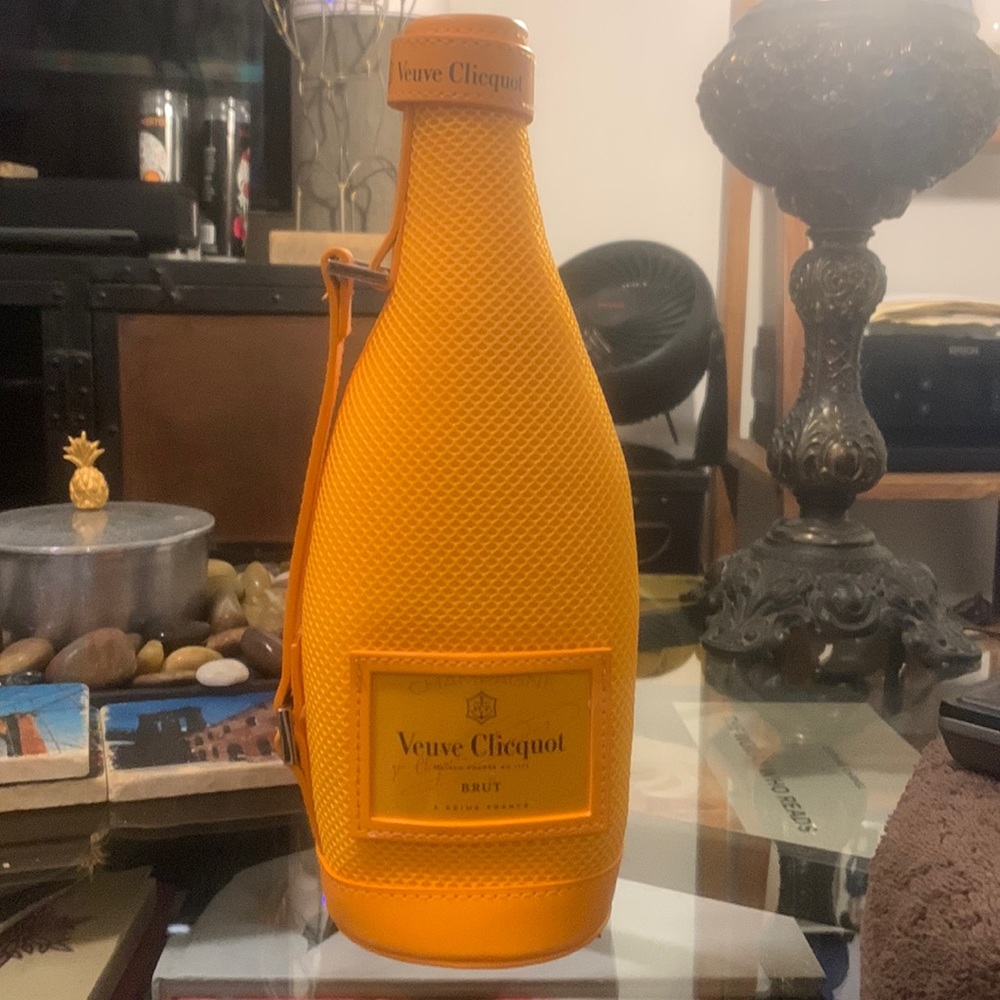 Veuve Clicquot Chiller